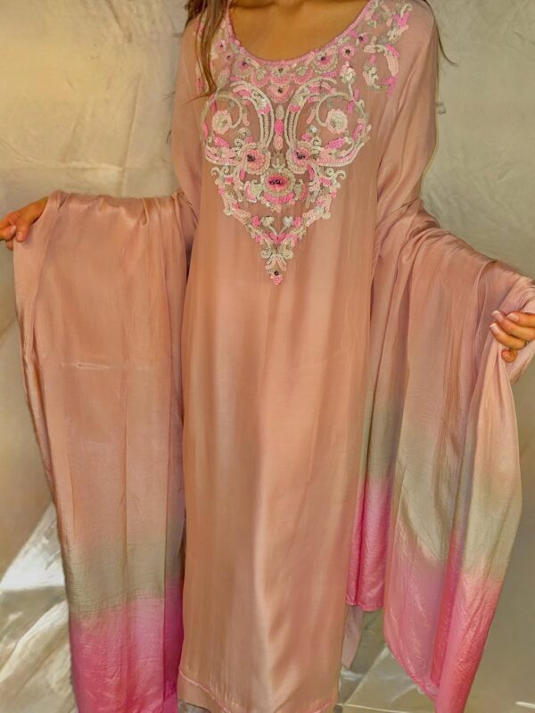 Sang-e-Gulabi
