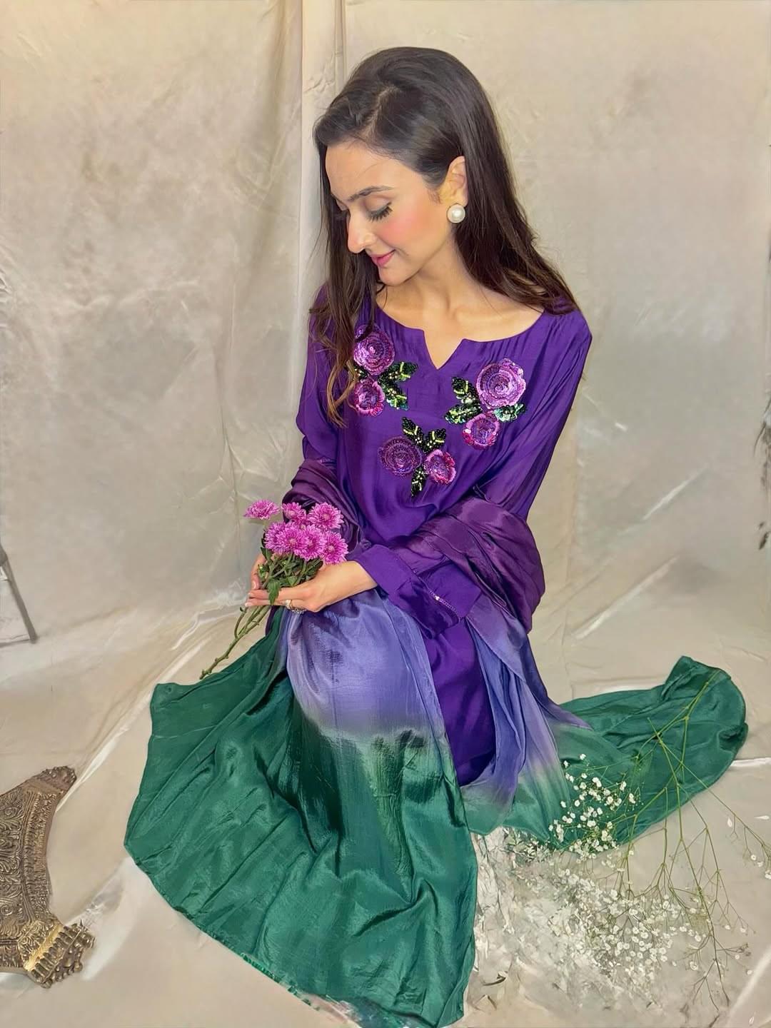 The Mauve Mela - Image 2